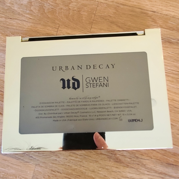 Urban Decay x Gwen Stefani palette - Picture 5 of 5